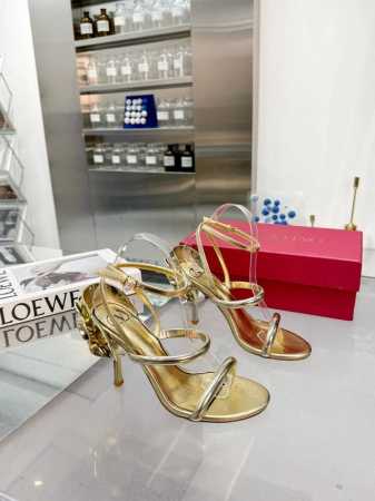 工厂Pp皮底 胶底230 Valentino 华伦天奴 火爆新品 新款：玫瑰花跟 与性感完美结合简直是夏天时髦巅峰原版复刻 面料：意大利进口羊皮 大底：意大利真 - 点击图像关闭