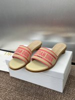 工厂P价P：平底 粗跟 迪奥 Dior 2025 春夏新款 Dway 平底一字拖果冻色女鞋 Cd字母Logo立体刺绣粗跟圆头露趾拼色凉拖鞋 材质:鞋面进口酒椰草