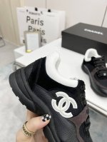 香奈儿 Chanel 款新色休闲运动鞋，巴黎时装周 Chanel 走秀款，意大利购入原版鞋1：1制作，面料：原版订做高反光材料 高丝光绒面牛皮，透气网拼接，1厘
