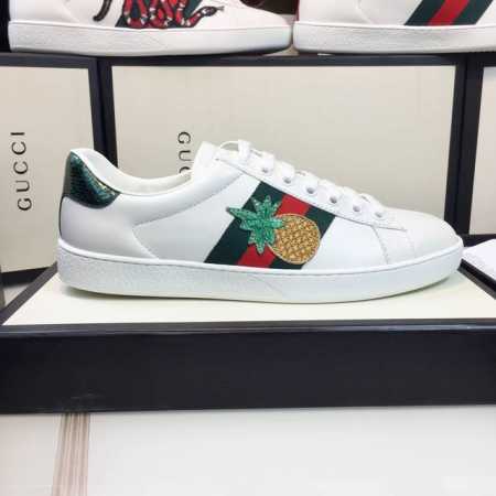 橙子出厂价p gucci 古驰 经典爆款 小蜜蜂小白鞋 百搭休闲鞋板鞋 情侣款 码数 34-45 - 点击图像关闭