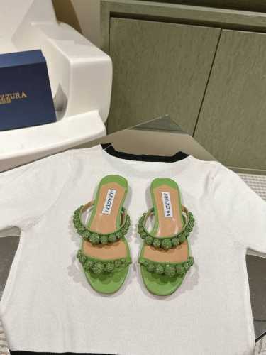 Aquazzur* 菠萝早春专柜新品仙女时装鞋系列，大量上新同步官网全系列均可定制龙年主打一个火爆，全网各大网红纷纷开秀，绝美的穿搭系列！ ★★★★★ 鞋面 原