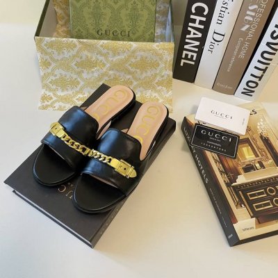 橙子出厂价p gucci 古驰 夏季新款 金属扣饰平底拖鞋 休闲凉拖 码数 35-42