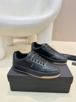出厂价Pp： 情侣款 独家开模版本 Saint Laurent 圣罗兰 Sl61春夏最新爆款休闲系列 原版购入 一比一复刻 ，新鲜血液注入加休闲复古的设计，超好