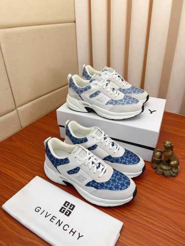 实价： 全套包装Givenchy 纪梵希 高端版本 专柜同步发售鞋面：意大利进口品牌Logo滴胶 尽显奢华，羊皮内里加上双层组合，脚感舒适，鞋底：原厂特供Tup