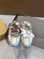 380Miu Miu New Balance530联名款25Ss春夏新款半拖 超级大热门 无论你如何穿搭请都不要放过这一双530系列的运动鞋 非常好搭配 洋气到