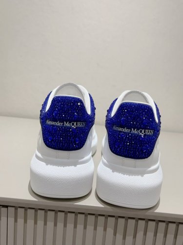 新款 钻尾 羊皮里 女 男 码数34-40 新款 钻尾 牛皮里 女 男 码数38-44 麦昆高品质顶级版Alexander Mcqueen 经典明星爆款百搭小白