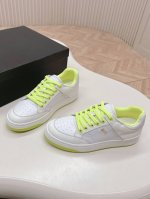 低帮牛皮面 YSL SAINT LAURENT 圣罗兰 SL61春夏最新爆款休闲系列 SL61运动低帮休闲鞋 圣罗兰 SL61 ，原版购入 一比一复刻 ，新鲜血