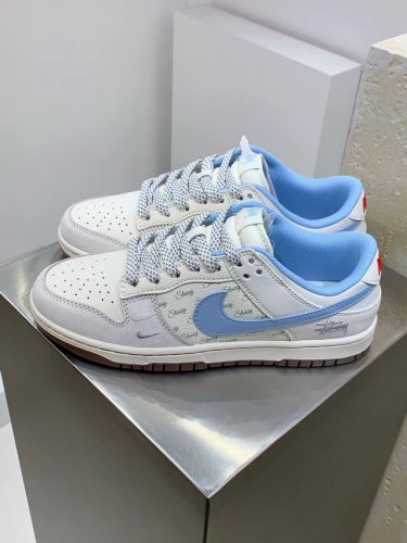 Z#Nike Sb Dunk Low X Stussy 白灰蓝双小钩满天星 纯原大厂出品 极力推荐 原装头层材料 独家版型蒸餾加工 帶來的是更好的视觉和脚感体验