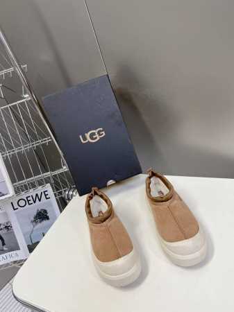 男装10 Ugg王一博同款塔斯曼 UGG Tasman Weather Hybrid一秒蹬 男女同款经典Tasman鞋型之上加入大橘底机能撞色设计，环保防水防雪 - 点击图像关闭
