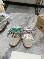 Miumiu X New Balance 24Ss早春联名走秀款 半拖 超级无敌大热门无论你如何穿搭请都不要放过这一双530系列的运动鞋 非常好搭配！ 采用电脑