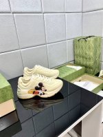 顶级版本 古奇老爹鞋情侣款 做旧皮革角状复古慢跑鞋 消退的巴黎世家姥爷潮 迎来时尚界潮流领军Gucci老爹鞋 原鞋开模 意大利手工代工厂p原楦 古奇原单老爹鞋