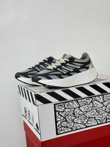 的 22个版.阿迪 AD Adizero Aruku White Pure Ruby 快跑系列低帮轻量厚底透气休闲运动慢跑鞋货号：JQ7391尺码：36 36