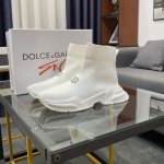 商品商标 Dolce&Gabbana 杜嘉&班纳 正码码数 36-44 45.46定制 商品材料 鞋面意大利飞织鞋面羊皮垫，鞋底：原厂特供原版橡胶大底，独家活动