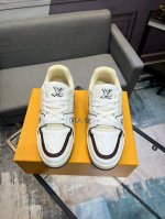 Lv顶级版本 新款 代购品质Lv～路易威登Lv Trainer最好看的运动鞋，驴牌力推新品，官网限定款复古篮球运动鞋！高帮低帮均花血本购入原版1:1精准复刻、细