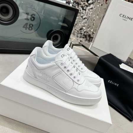 冲量价: Celin*]New运动小白鞋热爱运动的你怎么少得了Celine的运动鞋呢经典的纯色风格，加入了撞色元素，简约时髦，看上去就很有高级感，让你一眼就爱上 - 点击图像关闭
