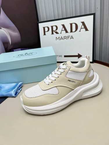 2024普拉达PRADA 情侣款爆炸款出货了 原版1比1开模 面料: 原版定制头层牛皮 大底: TPU原版大底 码数 女35-46码 出厂