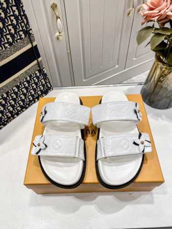 橙子出厂价p Louis Vuitton 路易威登 Lv春夏新款 花朵魔术贴拖鞋 休闲凉拖 码数：35-42 - 点击图像关闭