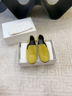 出厂价 The Row 圆头一脚蹬乐福鞋平底单鞋。法式优雅气质在线、高级又时髦，可盐可甜，文艺又气质！四季可穿的单品，挂扣设计，好穿又好看，风魔全球经典著作，柔