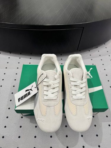 新品发售 ★面料：牛反绒 内里：科技布 鞋底：橡胶底 优雅风格 创造不一样的感觉 跟高 专柜包装 简约气质款式！ 市场顶级 Show Bdetails ⊿：Si