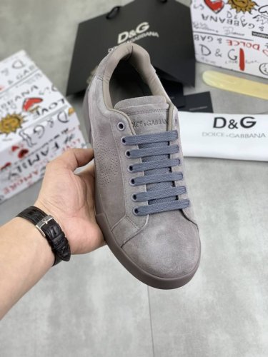 工厂P价P 实价 最新爆款 顶级原单品质 官网同步 Dolce&Gabbana 杜嘉班纳 ～高品质. 效果 低帮休闲Dg男鞋、众多明星至爱，采用高端进口头层磨砂