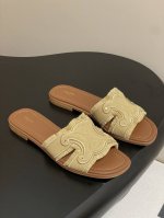 25Ss春夏新款 Celine塞琳 复古做旧布面拖鞋 凯旋门英伦风平底微标拖鞋 简约大气时髦 耐看不过时 是时尚圈永不退潮的经典所在，复古的英伦风格，让你穿出不