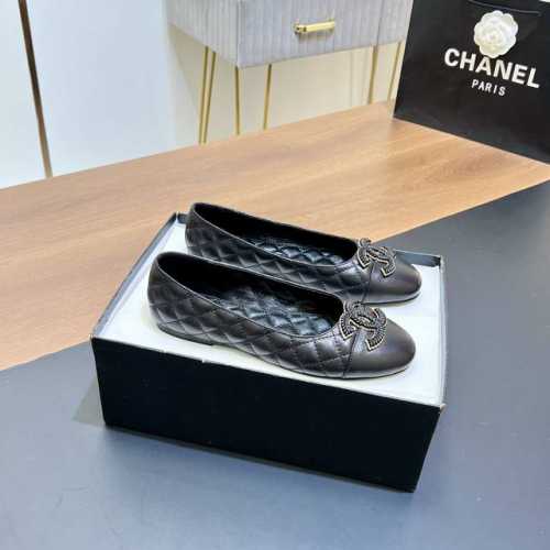 顶级版本 官网同步Chanel 24早秋新款 菱格新扣芭蕾舞、单鞋 香奶奶家一贯的优雅名媛气质 高级感十足 上脚非常nice～ 不管光脚穿或搭配裙装、裤装、 都