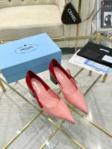 PRADR 普拉达 上新出厂价 进口真皮底 仿真皮底 Prad* Raf simons x 2024 aw 早春最新T台走秀粗跟系列款 鞋面：进口牛柒皮 内里：