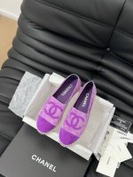 新色上新 新版本Chanel 渔夫鞋 重磅来袭配送全套顶级包装 我家的渔夫鞋质量不多介绍了哈，拿过的都知道！原版定制的鞋面，并且我家的大底是原版半透明大底，不透