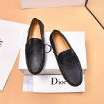羊里 品质 DIOR 迪奥最新报到 实拍爆卖豆豆鞋DIOR 新款豆豆鞋比利时籍设计师Martin Margiela出任古奇鞋履设计师 y魅力十足 奢华风格绅士鞋