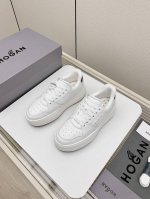 出厂 高版本 Hogan 复古运动系列；情侣款老爹鞋，跑鞋，网球鞋，运动鞋 运动，时尚，轻便，透气，当季官宣推荐款，网红播主也在穿它，小红书种草款 老爹鞋拼接撞