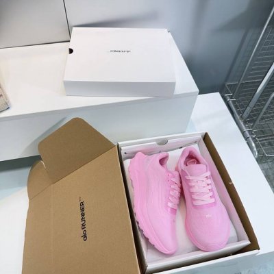 高品质出厂 顶级品质Alo小众品牌25春夏新款轻便松糕小白鞋厚底舒适休闲款 alo更懂女生 上脚超级百搭 而且超级舒适 是厚底款但是上脚一点都不沉重 非常轻便