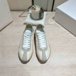360顶级版本Maison Margiela 2025春夏系列新款复古休闲运动鞋 德训鞋新款Sprinters运动鞋 轮廓采用做旧感尼龙与复古处理麂皮制成，灵感