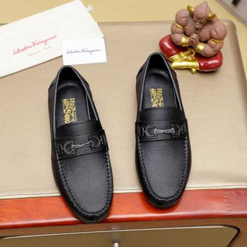 Ferragamo 菲拉格慕顶级男士商务皮鞋官网原版复制，鞋面采用进口官网1:1材料制作意大利进口牛皮进口牛皮内里。绝非一般的工艺制造，明星御用款！大厂工艺流程