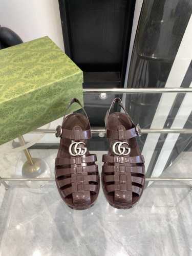 情侣款Gucci 25ss 春夏最新款 双G果冻凉鞋 专柜购买原版 正品一比一开发 所有细节 材料 全部跟你在专柜买到的都一样 欢迎细节对比 码数:36 44