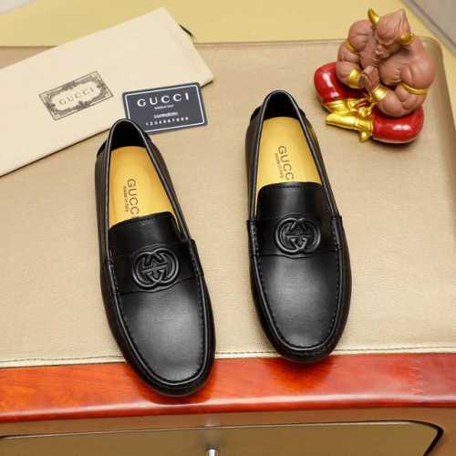 工厂价 Gucci 古驰热卖款潮流男士休闲套脚鞋官网原版1:1开模原单品质，做工精细时尚百搭，完美楦型，上脚舒适潮男型男推崇款，头层进口牛皮优质猪皮内里，橡胶耐