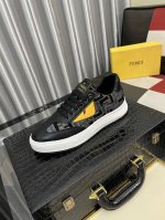 出厂价Pp：260Fendi 芬迪 正规码数: 38-44 休闲鞋 商品材料：精选 牛皮鞋面，柔软羊皮内里；原厂大底。4色可选