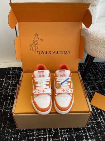 代购级 官网同步盒包装 Louis Vuitton 24ss 驴家的爆款！trainer板鞋，每个人都必须入的款，绝不后悔！ 超级百搭高级！什么衣服都好搭。最主 - 点击图像关闭