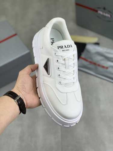 工厂P价P 实价 顶级版本 官网爆款上市， 潮牌 普拉达Prada 主推爆款，前卫百搭时尚男鞋私版开模，牛皮面拼接1：1复刻..时尚干脆、原版进口牛皮内里牛皮垫