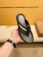 工厂价 巴莉bally男鞋高端品牌 官网1:1最新力作：原版开模定制，面料釆用进口原版材料制作，升级版大底，更轻便，防滑。市场顶级品质，简单不失品味，潮人必备，
