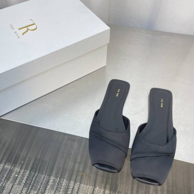 高品质出厂 ！小众潮牌Thero*2025春夏简约真丝平底鱼嘴拖鞋单鞋！夏天高级配色 太简约时髦啦！高级又简约的感觉其实除了好看以外它的舒适度真的是好穿到舍不得