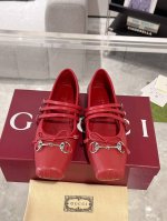 皮面 Gucci女士马衔扣方头芭蕾舞鞋 顶级版 购买两双原版拆皮拆骨一比一还原，所有细节 材质 舒适度 全部跟原版一样了 复刻度98%。码数：35-40 40定