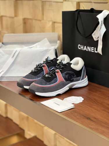 Chane 早春sneaker系列休闲鞋经典菱格运动鞋板鞋 火爆全球百搭神鞋 顶级原版复刻 老外订单精工手作高品质▲ 鞋面进口原版牛猄绒面皮泡棉内衬立体浮凸lo