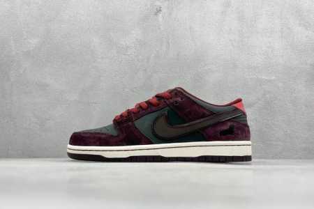 400 現貨 放店私 Riot Skateshop X Nk Sb Dunk Low 联名款 波尔多红 低帮休闲板鞋 #法国波尔多的 Riot 滑板店将首次与 - 点击图像关闭