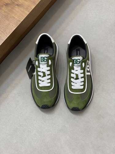新品dolce&Gabbanadg高端男士运动休闲鞋。顶级专柜原单货。 原版进口牛皮 多种材质拼接设计进口牛皮内里 牛皮垫脚原版tpr弹力大底。 Size：39