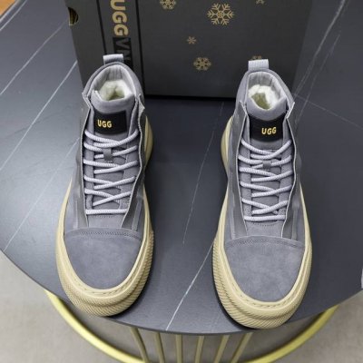 澳洲进口加厚羊毛 品牌：UGG正品代购 尺码：39 44 等级： 官网1:1 材料： 头层真皮防水防冻鞋面 真毛内里 原版防滑 柔软 耐磨大底 款式类别：男士休