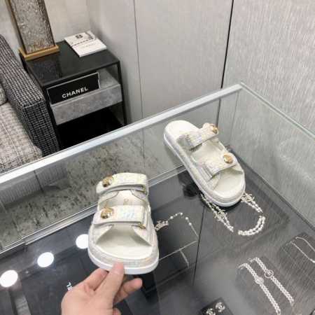 出厂价 真皮底30 顶级 品质2025魔术贴凉鞋 小香风布料 小羊皮内里 垫脚 橡胶大底 SIZE：35-41 40 41定做不退换 原版包装配套 - 点击图像关闭