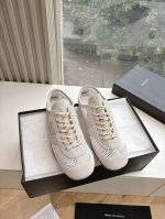 所见即所得G130代购级Dries Van Noten DVN 马拉松复古德训鞋Dries Van Noten 2025春夏系列，设计师通过改造、扭曲和颠覆经典