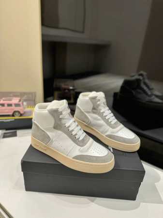 出厂价Pp： 情侣款高版本 Ysl Saint Laurent 圣罗兰 Sl61春夏最新爆款休闲系列 圣罗兰 Sl61 ，原版购入 一比一复刻 ，新鲜血液注入加 - 点击图像关闭