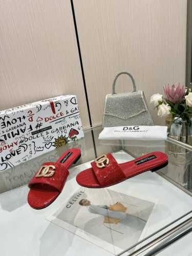 杜嘉班纳新款，12色可选，35-43，出厂价P P220，皮底200