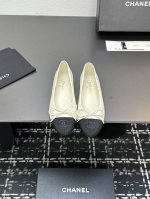 高版本套楦套包版 25Fw早春最新配色Chanel小香蝴蝶结芭蕾舞平底单鞋 相信我 这是一双能带你去到好地方的芭蕾舞鞋 鞋面：羊皮 内里：羊皮内里 鞋底：意大利